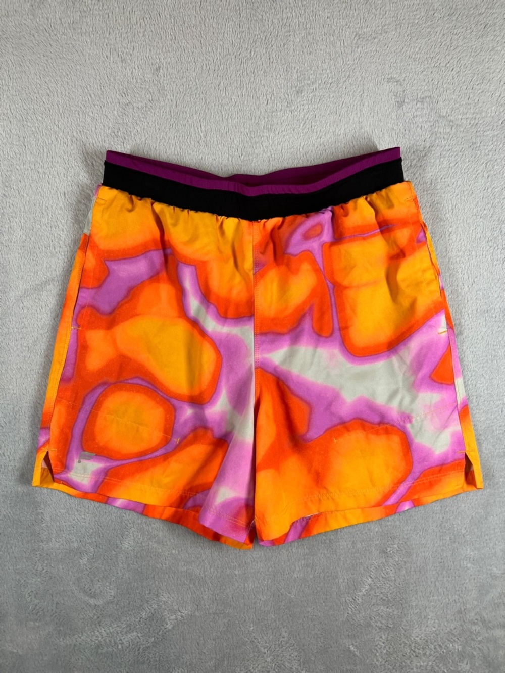Fabletics Men's Fundamental Short II Lined 5in in Pink Escape Summer Madness S
